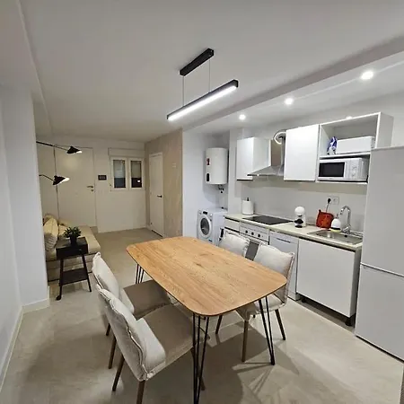 Apartamento, Moderno, Centrico Y Facil Parking Santander