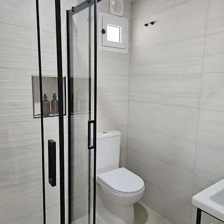 Apartamento, Moderno, Centrico Y Facil Parking *